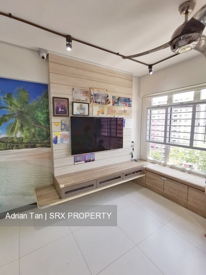 Tampines Avenue 8 thumbnail photo